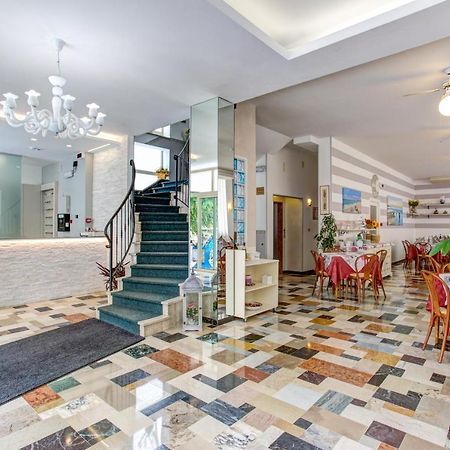 Hotel Puppi กัตตอลิกา ภายนอก รูปภาพ